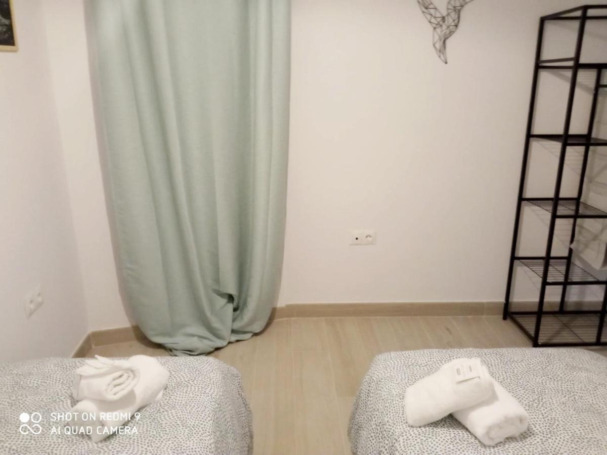 Vuestro Apartamento Del Sur フエンヒロラ エクステリア 写真